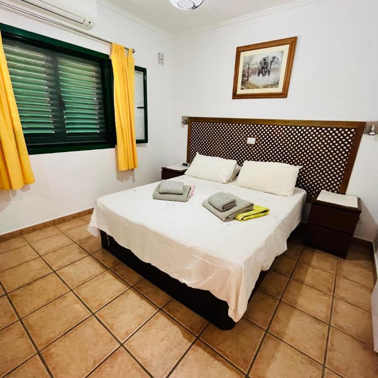 Playa Park - One-Bedroom Apartment - 13