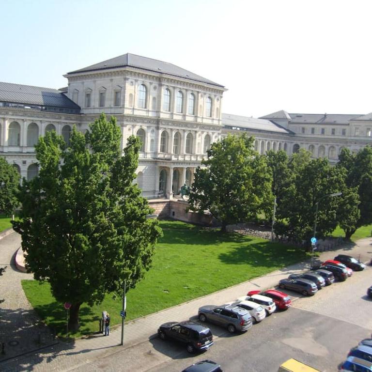 Top Location at the University - Apartamento de 1 dormitorio - 10