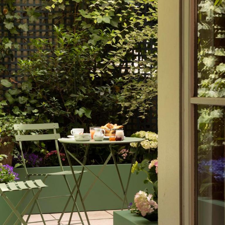Hôtel Le Saint Gregoire - Chambre Supérieure avec Terrasse - 13