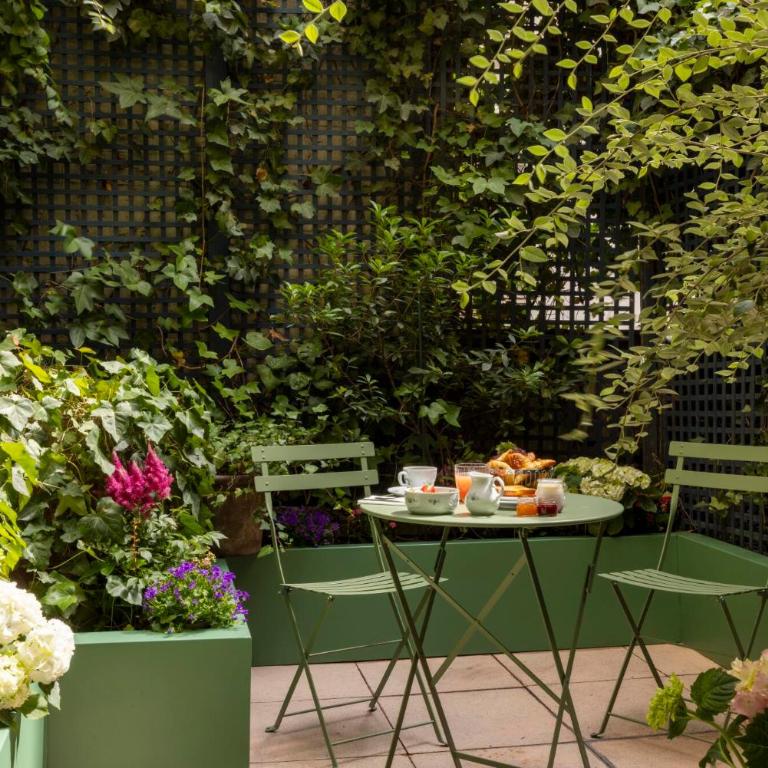 Hôtel Le Saint Gregoire - Chambre Supérieure avec Terrasse - 10