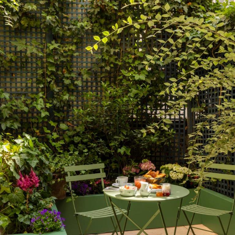 Hôtel Le Saint Gregoire - Chambre Supérieure avec Terrasse - 9