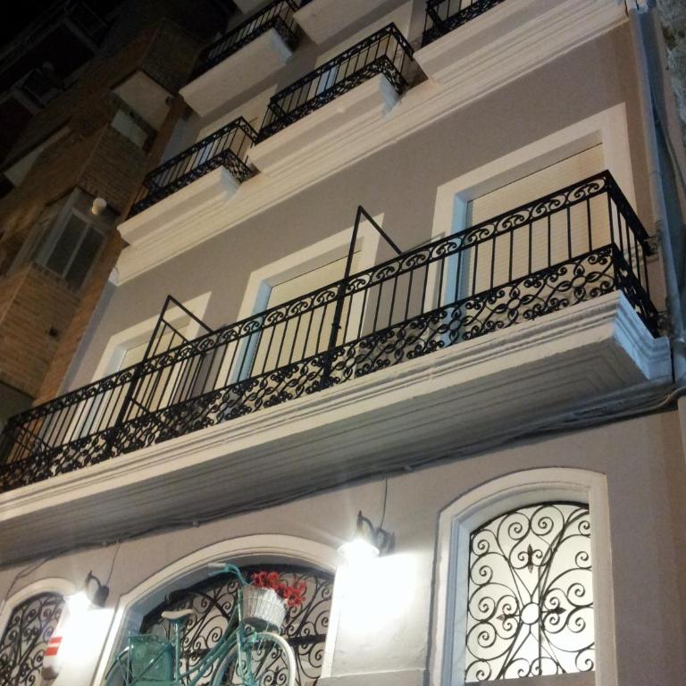 Hotel Smile & Co Hostal Boutique - Triple Room - 9