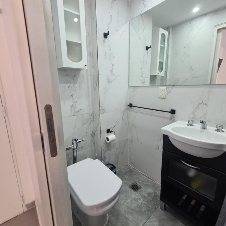 Av. Corrientes 1670 - Paseo La Plaza - - Apartamento de 1 dormitorio - 34