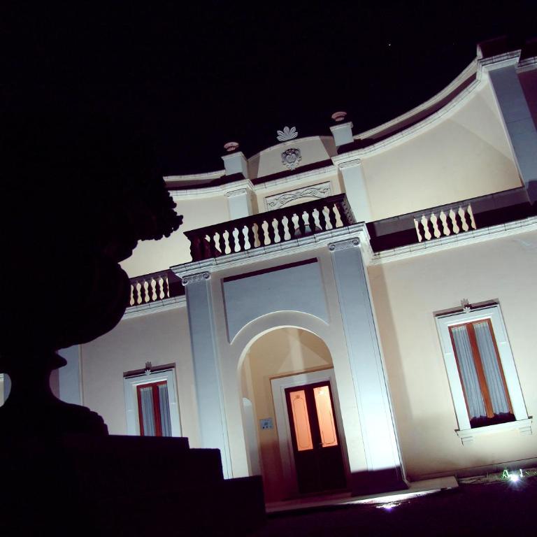 Tenuta Nucci - Ampia Camera Matrimoniale - 12