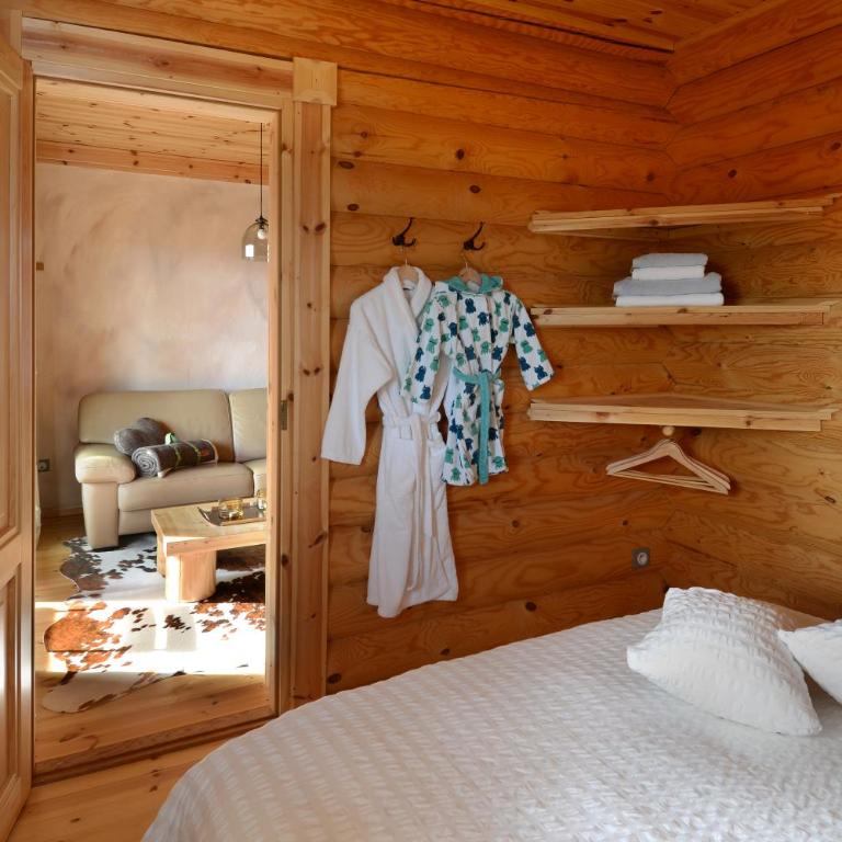 Chalet Ana & SPA - Appartement 2 Chambres avec terrasse, 1 Salle d'Eau - 9