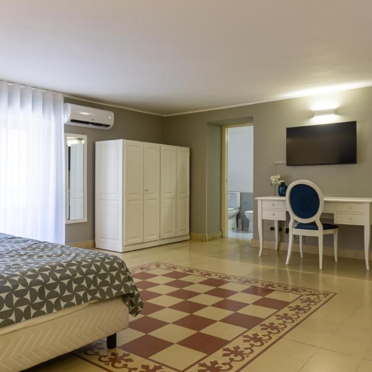 Mi Tú Apartments - Double or Twin Room with Extra Bed - 7