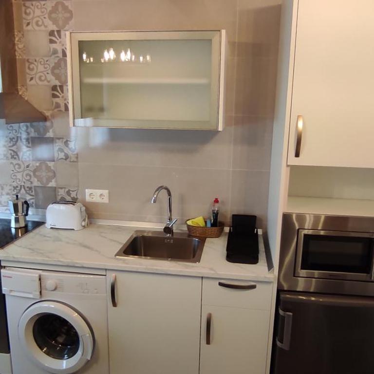 Alojamientos El Pontiguín 2 - Two-Bedroom Apartment - 10
