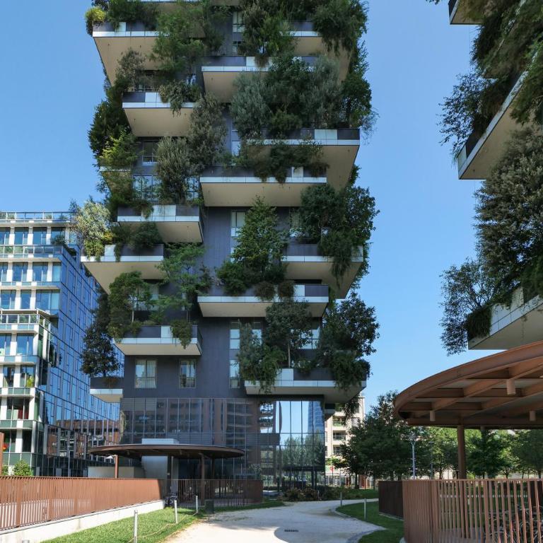 Luxury Suite in Bosco Verticale Milano Isola - Appartamento con 3 Camere da Letto - 1