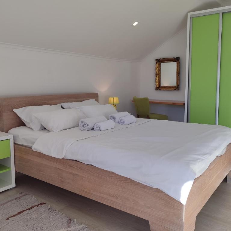 Deluxe Villa Coast River Sarajevo - Kuća s 5 Spavaćih Soba - 43
