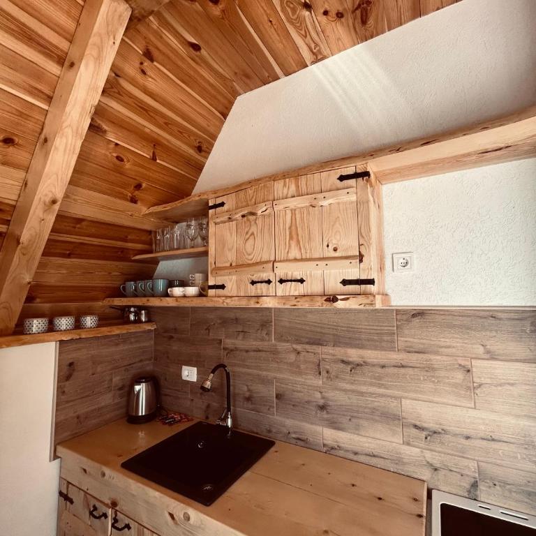 Nomad Lodge Zminica - Two-Bedroom House - 20