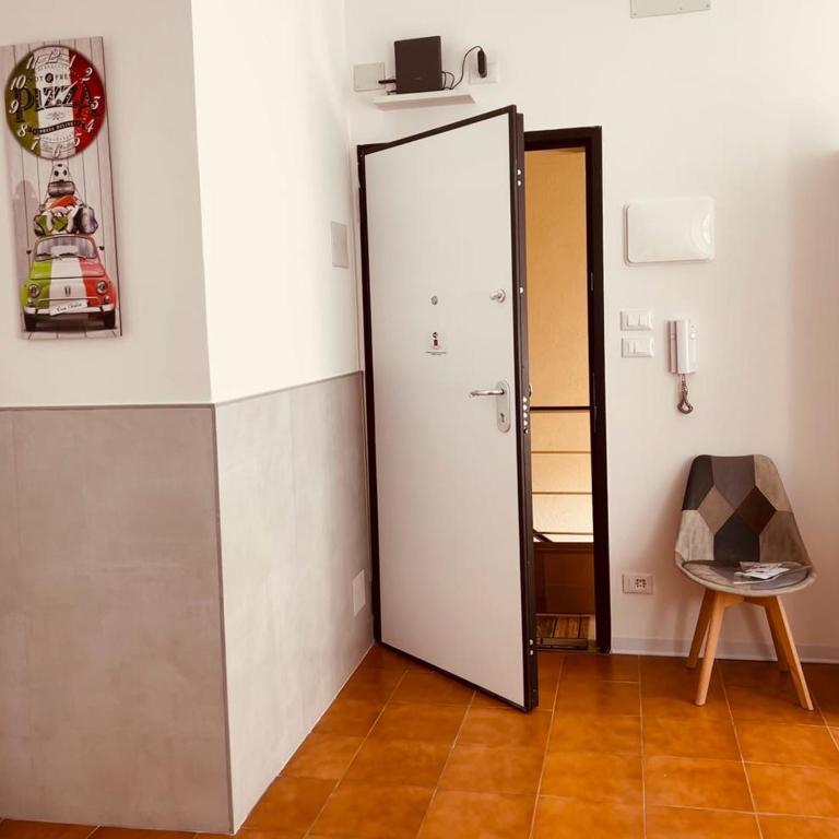 59 Tourist House Bologna Lame - Self check-in - Appartamento con 2 Camere da Letto - 43