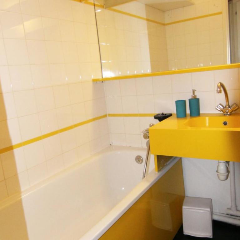 Studio cosy 4 pers avec balcon exposé sud, proche commerces et pistes, quartier des Jeux - Appartement 1 Chambre - 8