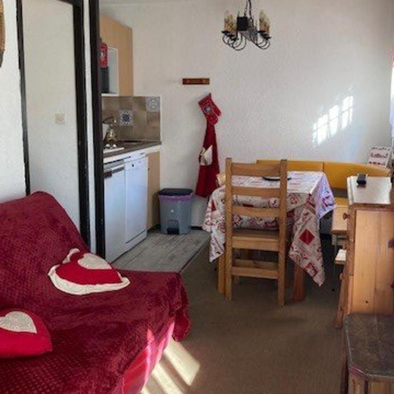 Studio 4 pers, coeur station, prox pistes, balcon, animaux OK, TV, cuisine équipée, casier à skis - Appartement 1 Chambre - 5