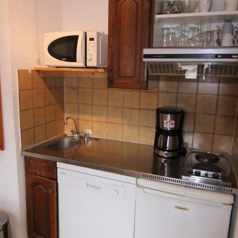 Studio cosy pour 4 pers., pied des pistes Alpe d'Huez, centre-station, TV, cuisine équipée, casier à skis - Apartment mit 1 Schlafzimmer - 8