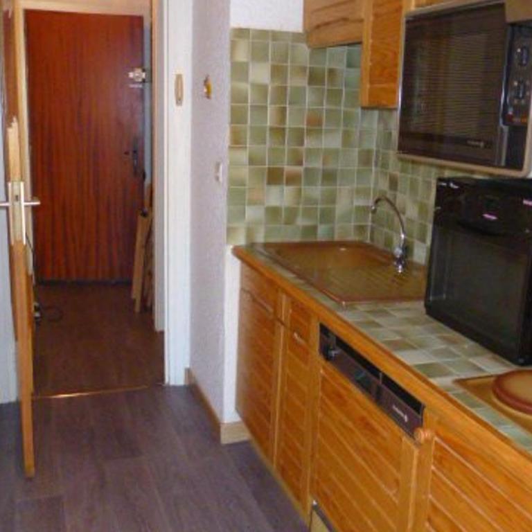 Studio pour 4 pers avec balcon, TV, cuisine équipée, à 50m des pistes - Alpe d'Huez - FR-1-405-101 - Appartement (4 Adultes) - 6
