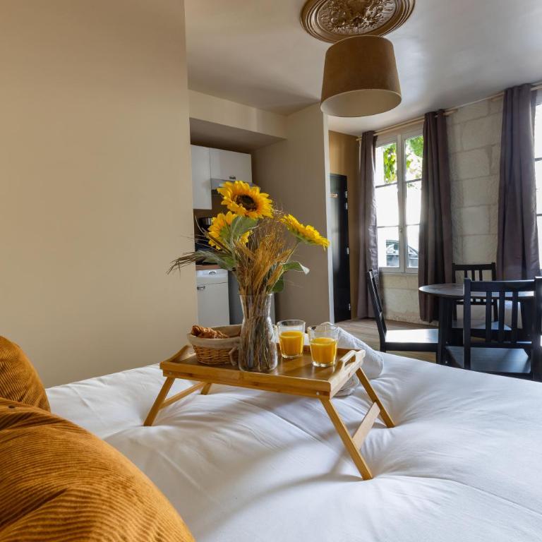 L'Authentic - One-Bedroom Apartment - 9