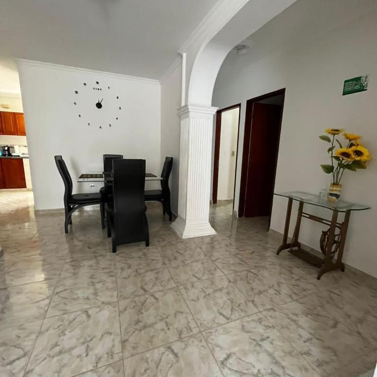 Apartamento Vacacional Cartagena Colombia Cerca Aeropuerto y Playa 2 - Apartamento de 3 dormitorios - 6