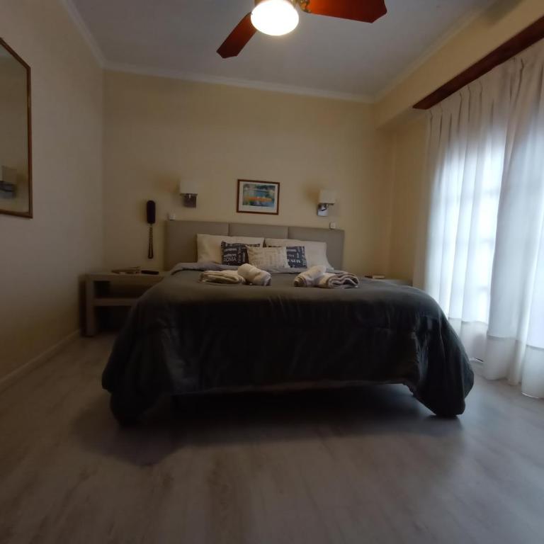Hotel Edith - Deluxe Double Room with Balcony - 4