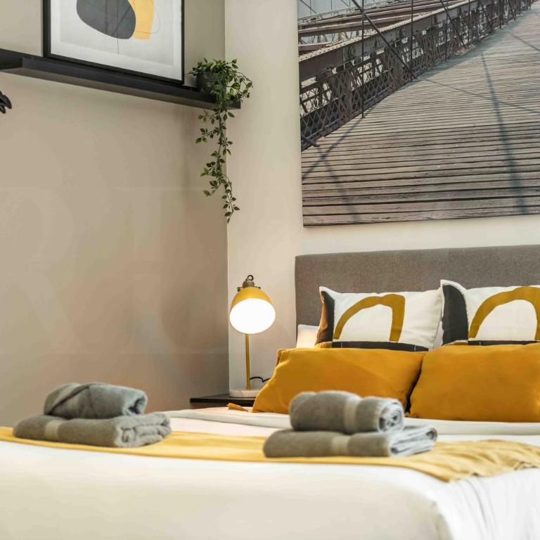 Modern Studio with Private Rooftop Terrace by REMS - Estudio con terraza - 20