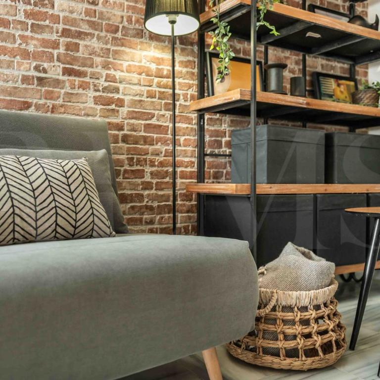 Modern Studio with Private Rooftop Terrace by REMS - Estudio con terraza - 23