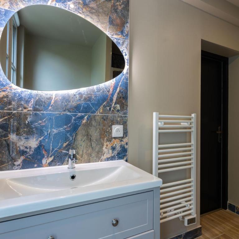 L'Agate Bleue - One-Bedroom Apartment - 13