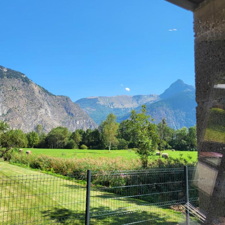 Maison au coeur des montagnes de l'Oisans - Appartement 2 Chambres - 23