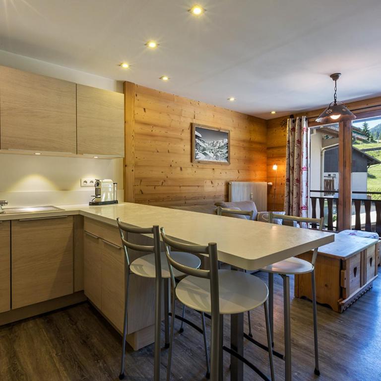 Appartement cosy 2 pièces, 4 pers, centre de La Clusaz, proche pistes, balcon et wifi - FR-1-437-52 - Apartamento (4 adultos) - 11