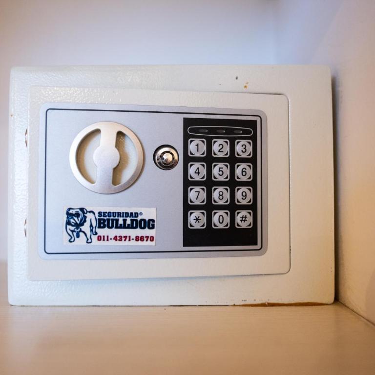 HOTEL BARILOCHE CITY - Estudio - 4