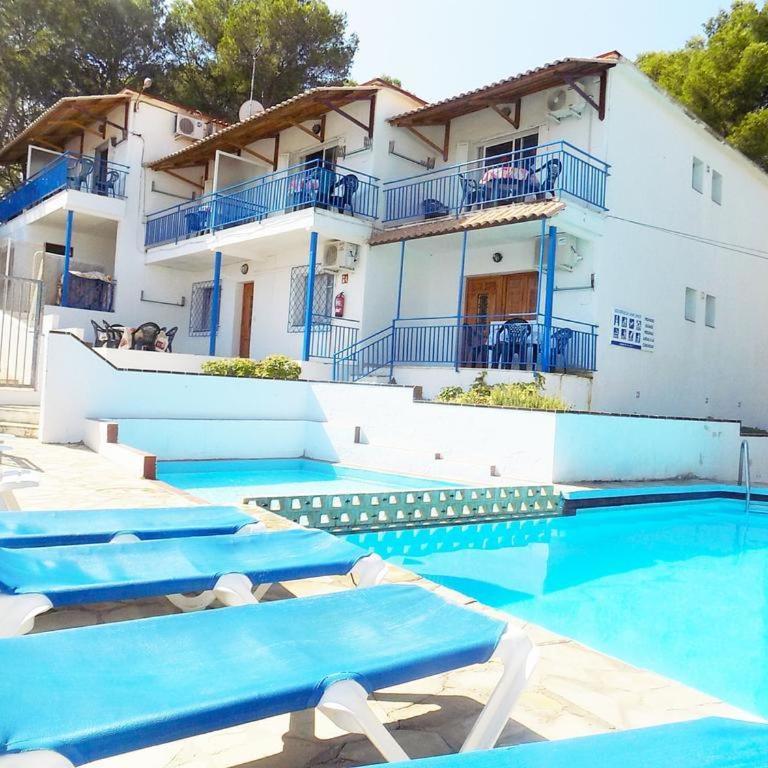 Apartsalou San Jordi - One-Bedroom Apartment - 36