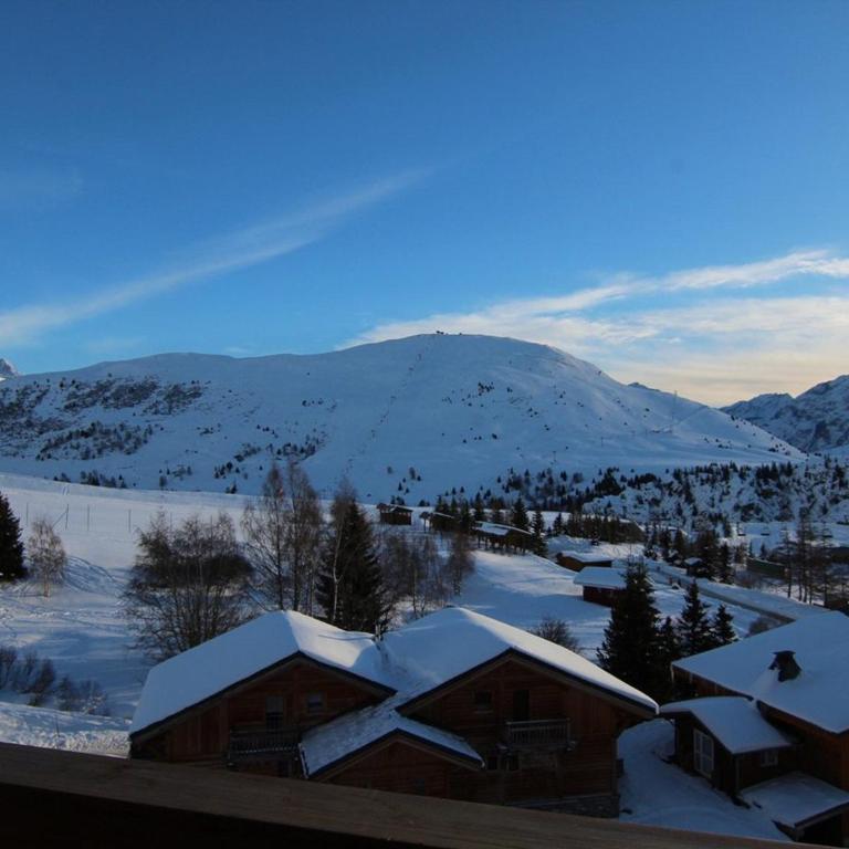 Studio cosy de 24.5m² pour 4 pers. - Proche pistes et commerces, balcon sud, animaux acceptés - FR-1-405-183 - Appartement - 2