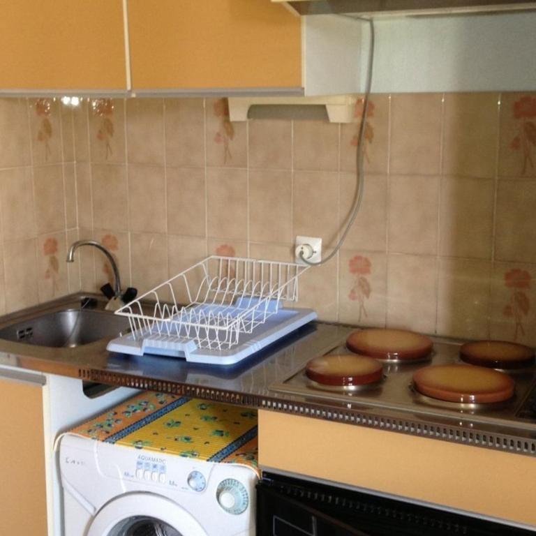 Appartement T2 avec Piscine à 1.5 km de la Plage - 4 Couchages au Barcarès - FR-1-81-499 - Studio - 14