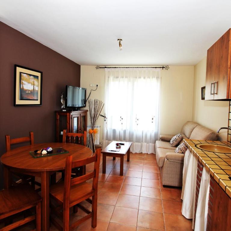 Apartamentos Pirineos Ordesa - One-Bedroom Apartment (2 Adults) - 2