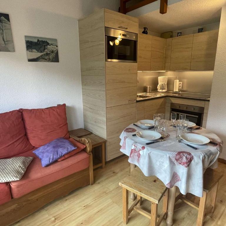 Appartement 2 pièces à Praz-sur-Arly - 5 personnes, proche des pistes, animaux acceptés, parking - Appartement 1 Chambre - 4