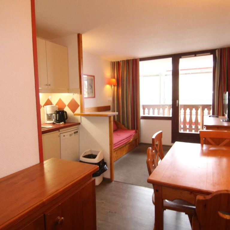 Appartement cosy 2P pour 4 pers. à 100m des pistes et commerces - L'Alpe d'Huez - FR-1-405-212 - Appartement - 4