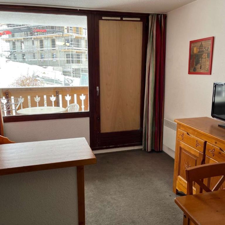 Appartement cosy 2P pour 4 pers. à 100m des pistes et commerces - L'Alpe d'Huez - FR-1-405-212 - Appartement - 5