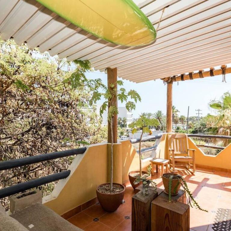 Authentic Loft Retreat Steps from Beach & Culture - Apartamento - 1