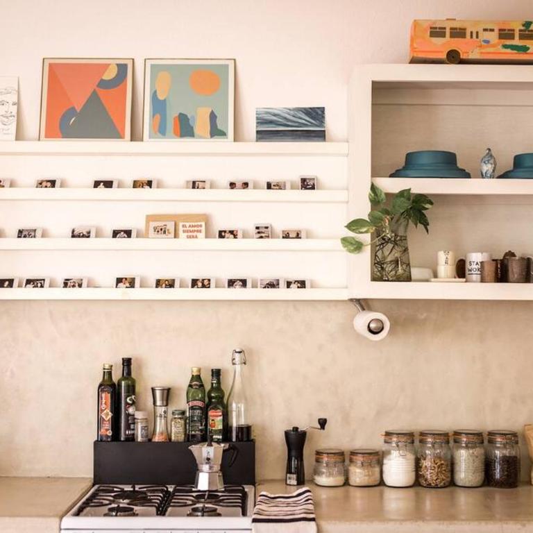 Authentic Loft Retreat Steps from Beach & Culture - Apartamento - 4