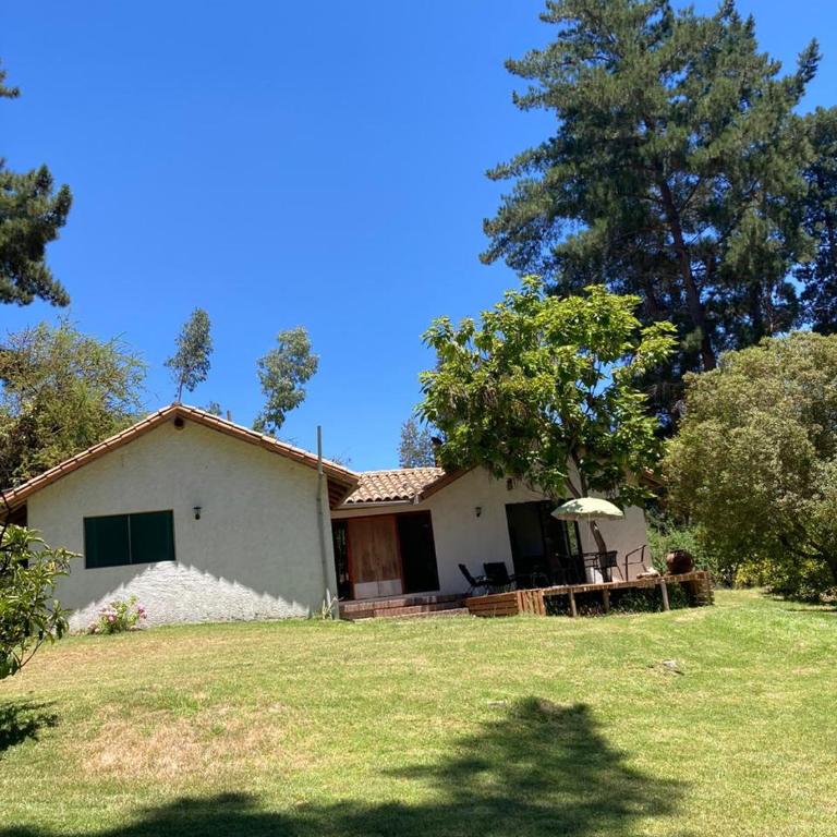 Alojamiento Punta verde parcela orilla lago Rapel piscina campo - Two-Bedroom House - 1