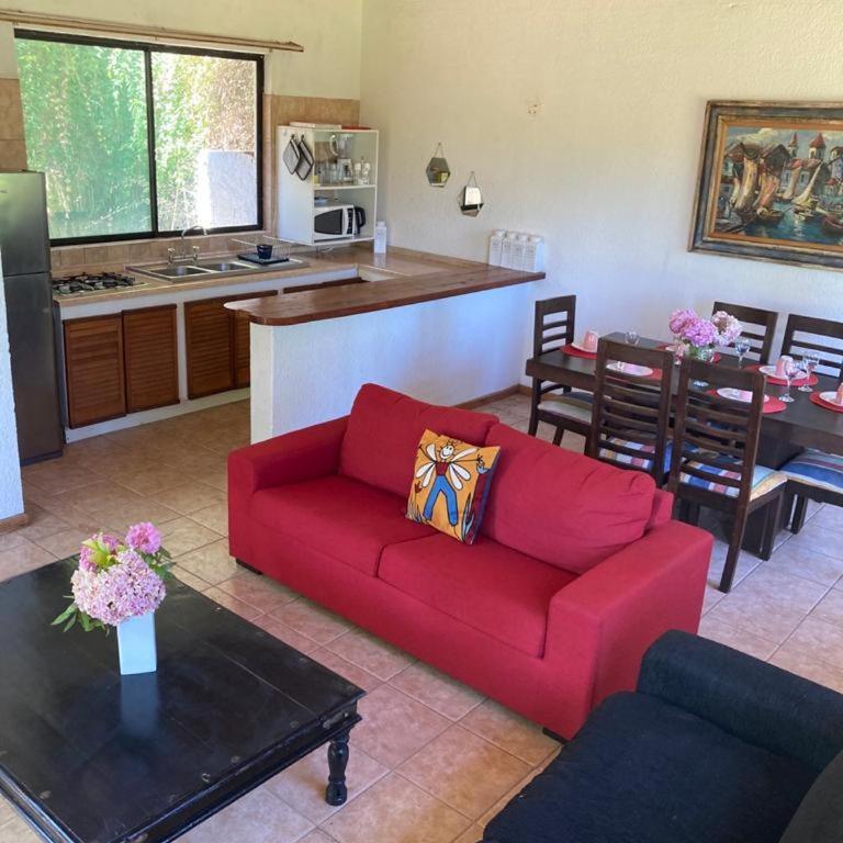 Alojamiento Punta verde parcela orilla lago Rapel piscina campo - Two-Bedroom House - 14