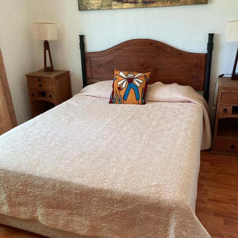 Alojamiento Punta verde parcela orilla lago Rapel piscina campo - Two-Bedroom House - 16