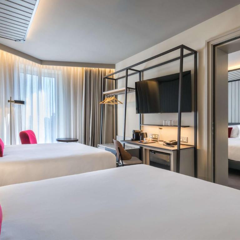Canopy by Hilton Madrid Castellana - Family Connecting Room with City View - 2