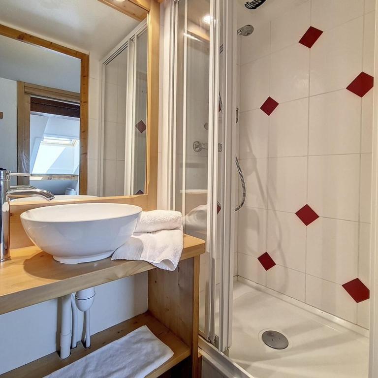 Studio confortable avec balcon, WIFI, parking proche des pistes à Méribel - Appartement 1 Chambre - 9
