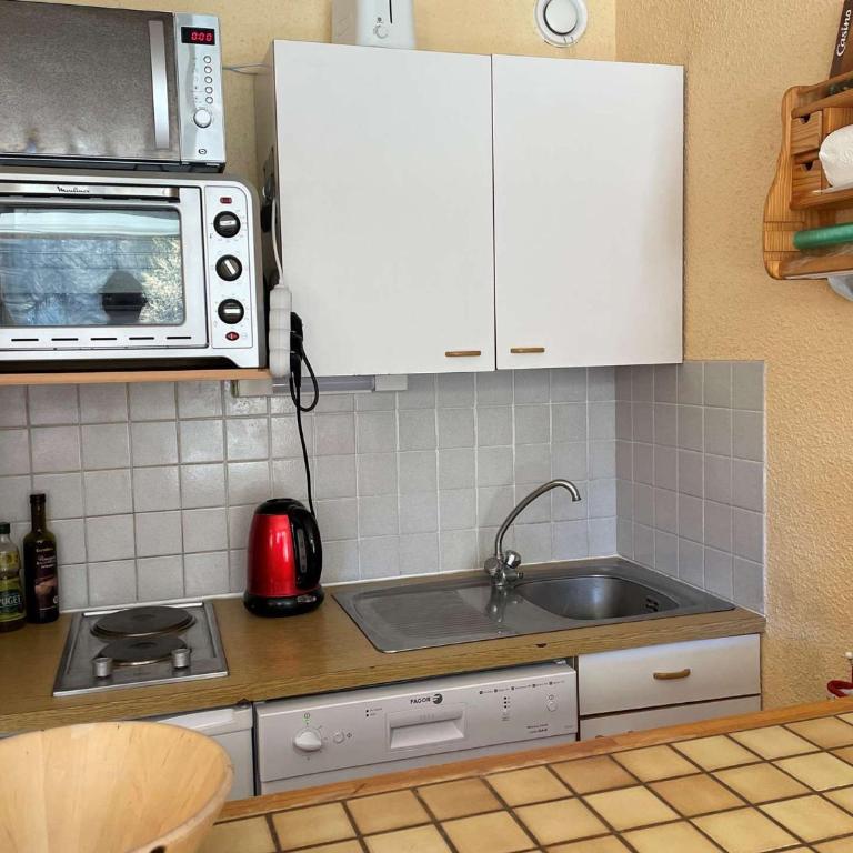 Appartement cosy 6 pers à Montgenèvre, pied des pistes, parking, proche centre et ESF - FR-1-330D-131 - Maison de Vacances - 29