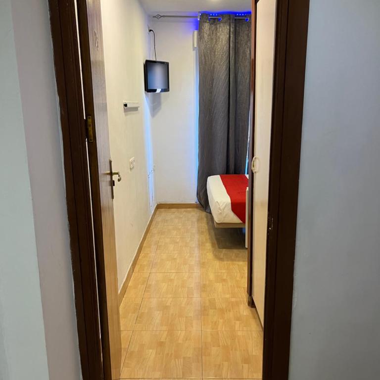 Hostal Las Vegas - Camera Doppia con Letti Singoli - 8