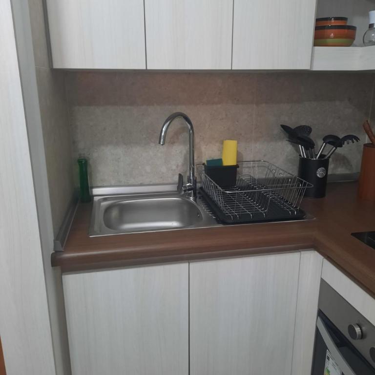 Acogedor Departamento Central con Piscina, Estacionamiento Privado y Más - One-Bedroom Apartment - 5