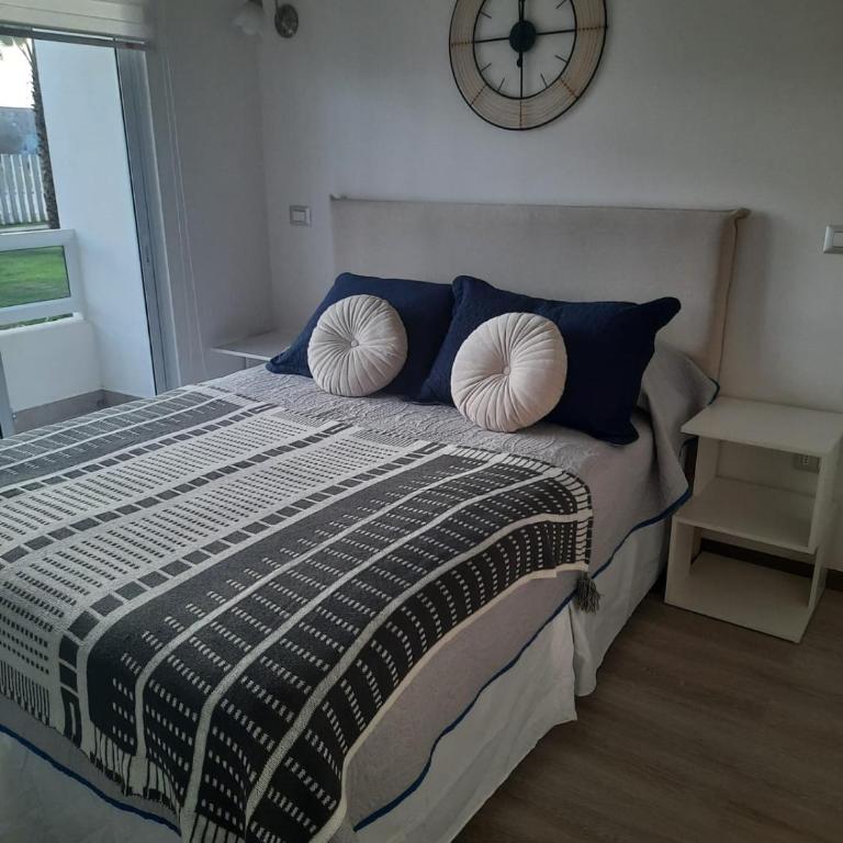 Acogedor Departamento Central con Piscina, Estacionamiento Privado y Más - One-Bedroom Apartment - 8