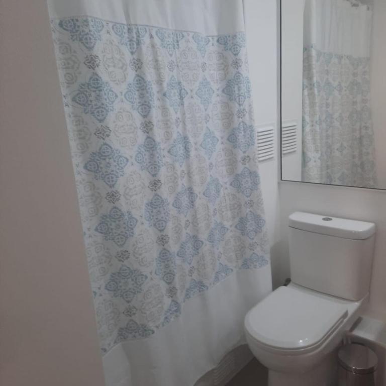 Acogedor Departamento Central con Piscina, Estacionamiento Privado y Más - One-Bedroom Apartment - 19