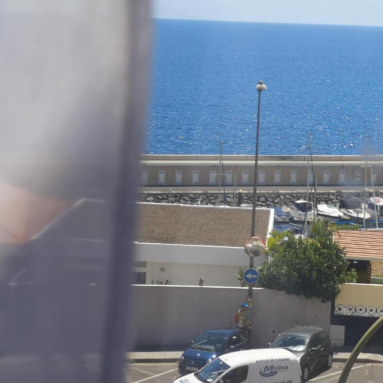 Piso entero enfrente Playa de Candelaria Tenerife - One-Bedroom Apartment - 27