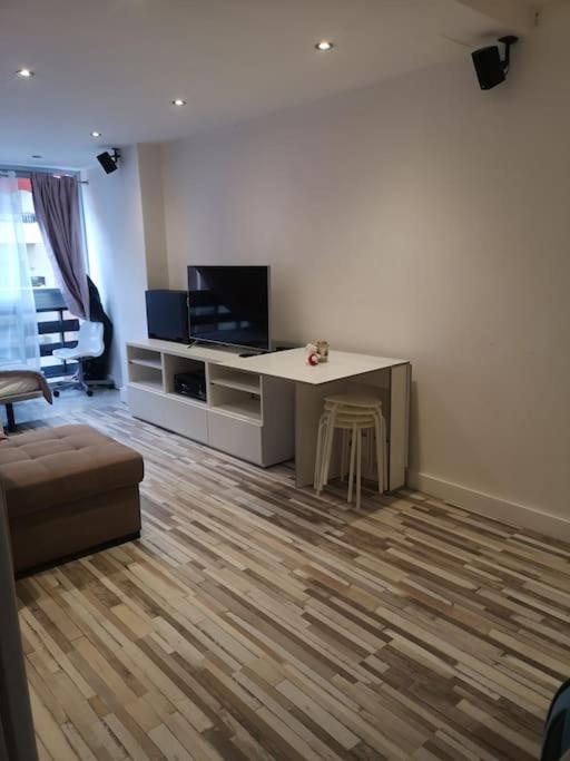 Piso entero enfrente Playa de Candelaria Tenerife - One-Bedroom Apartment - 44