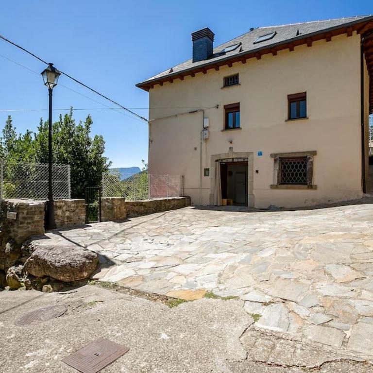 Casa Feli - APARTAMENTO con JARDÍN PRIVADO en los PIRINEOS - Apartment mit 2 Schlafzimmern - 39
